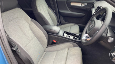 Volvo XC40 2.0 B4P Plus Dark 5dr Auto Petrol Estate